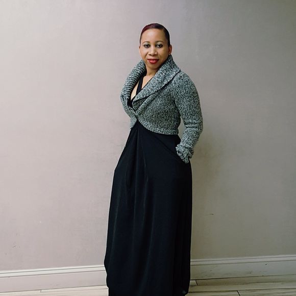 Meet your Posher, Lisa - Picture 1 of 1